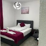 Panda *