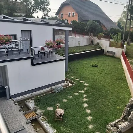 Panda Apartment *
