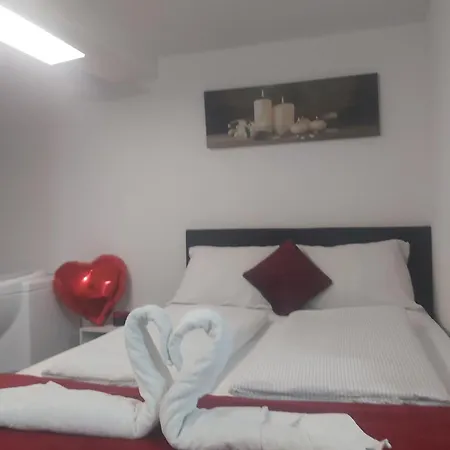 Panda Apartment
