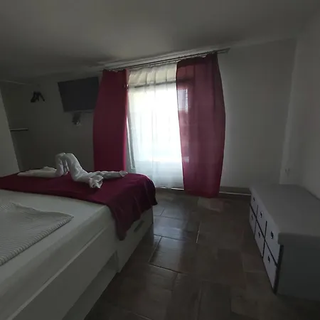 Apartment Panda *